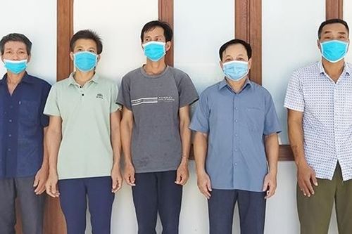 Nguyên Chủ tịch Ủy ban MTTQ xã và đồng phạm lãnh án tù vì phá rừng