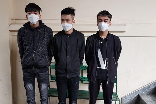 Hải Phòng: Công an nổ súng trấn áp nhóm thanh niên mang dao, kiếm đi hỗn chiến