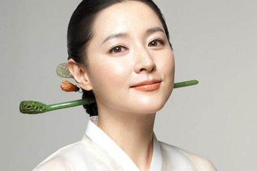 Có một loại trà uống hằng ngày, bạn sẽ giảm cân da đẹp, trẻ mãi không già như 'nàng Dae Jang-Geum' Lee Young Ae