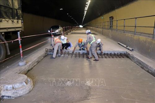Rút ngắn thời gian sửa chữa hầm Phước Tượng