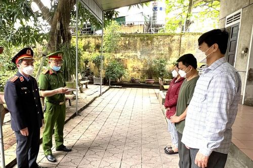 3 cán bộ ở Nghệ An bị khởi tố vì o ép doanh nghiệp, 'ngâm' hồ sơ