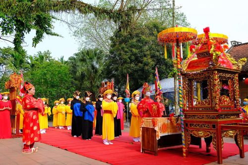Điện Biên: Lễ hội Thành Bản Phủ tưởng nhớ Tướng quân Hoàng Công Chất