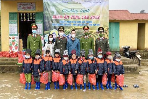 Xây dựng, chỉnh đốn Đảng ở Yên Bái