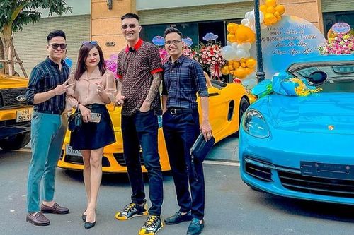 Huấn Hoa Hồng 'khoe' dàn xe sang tiền tỷ ở Ocean Park