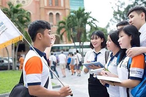 Nhân lực cho du lịch