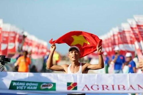 Quán quân Tiền Phong Marathon Hoàng Nguyên Thanh và ký ức SEA Games