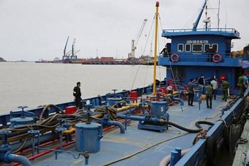 Nghệ An phát hiện 1 triệu lít xăng không rõ nguồn gốc