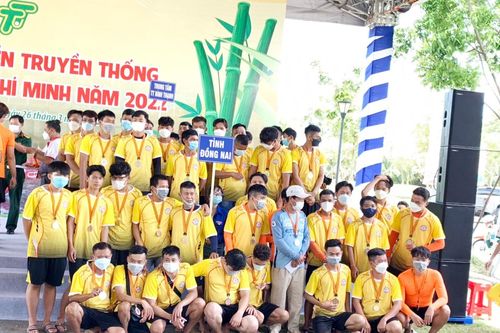 Đồng Nai giành HCĐ thuyền 20 tay chèo nam giải đua thuyền truyền thống TP.HCM 2022