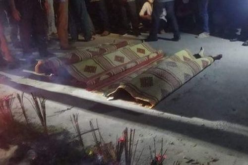 Thanh Hóa: 4 học sinh đèo nhau trên xe máy điện lao xuống mương nước, 3 em tử vong