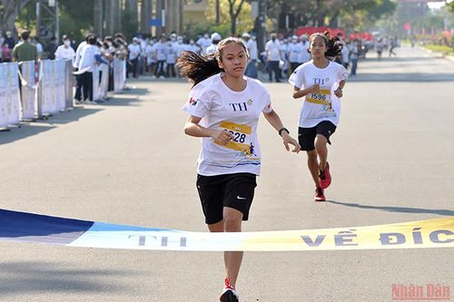 Gần 4.000 học sinh, sinh viên tham gia giải chạy S-Race 2022 Quảng Nam