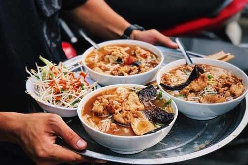 Khó quên hương vị của bát phở gan cháy - món ngon chỉ có ở Bắc Ninh