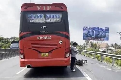 Tai nạn giữa xe giường nằm và xe máy, một người tử vong