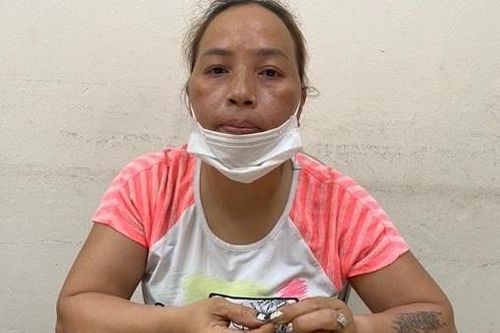 Bắt giữ người phụ nữ 'ship' ma túy 'đá' cho khách