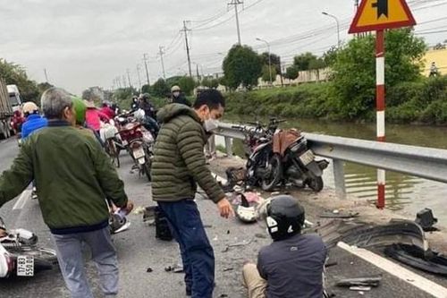 TNGT kinh hoàng ở Thái Bình: Lái xe con ra trình diện sau khi đâm tử vong nữ giáo viên