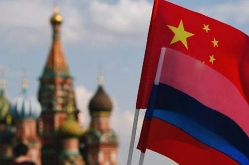 Xung đột Nga-Ukraine, trừng phạt từ phương Tây và thế tiến thoái lưỡng nan của doanh nghiệp Trung Quốc