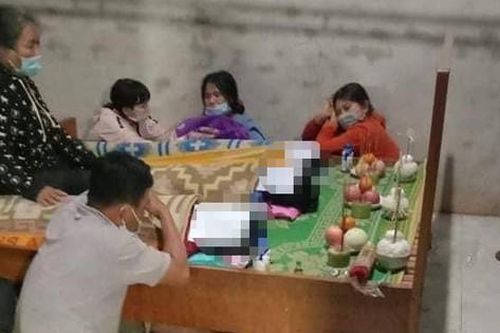 Mẹ chết lặng khi chứng kiến 3 con tử vong ở hồ nước gần nhà