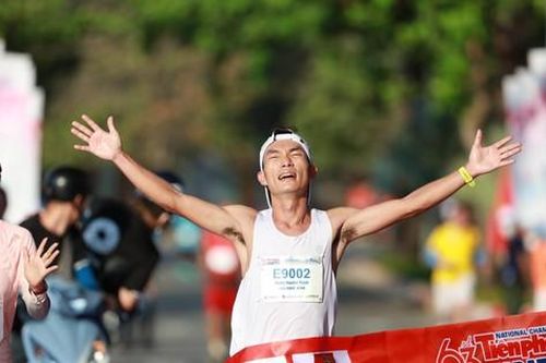 Nhà vô địch 3 năm liên tiếp Hoàng Nguyên Thanh: Khi trò vượt thầy trên đường đua Côn Đảo
