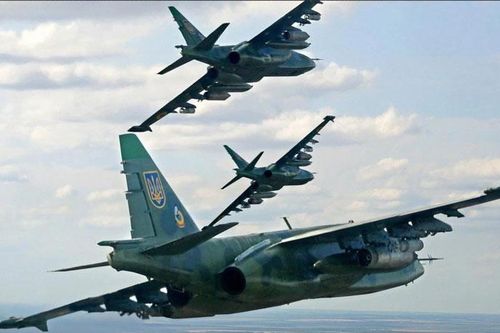 Chiến cơ Ukraine dụ máy bay Nga vào bẫy, hỏa lực ồ ạt nã ra từ 2 phía: Thiệt hại hàng loạt