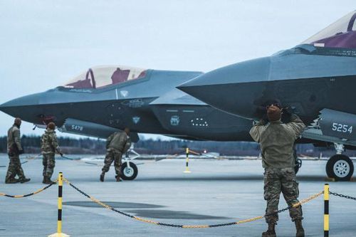 Canada đàm phán mua 88 máy bay tiêm kích tàng hình F-35
