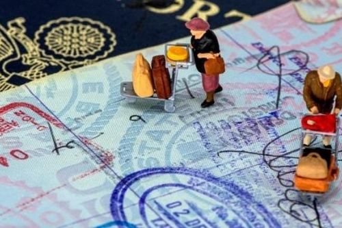 Latvia và Australia tung 'chiêu' mới nhằm vào Nga