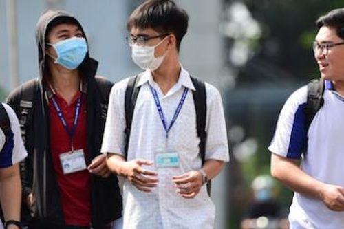 Nhiều trường đại học cho sinh viên học trực tiếp từ đầu tháng 4
