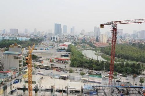 Rủi ro kép có thể làm khó thị trường BĐS 2022