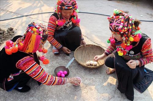Gìn giữ nét văn hóa độc đáo của người Hà Nhì