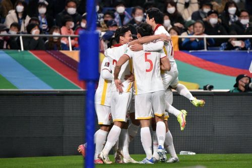 ĐT Việt Nam hay hơn Thái Lan của Kiatisak tại vòng loại thứ 3 World Cup