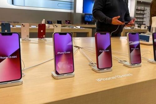 Apple giảm sản lượng iPhone, Airpods do khủng hoảng Ukraine