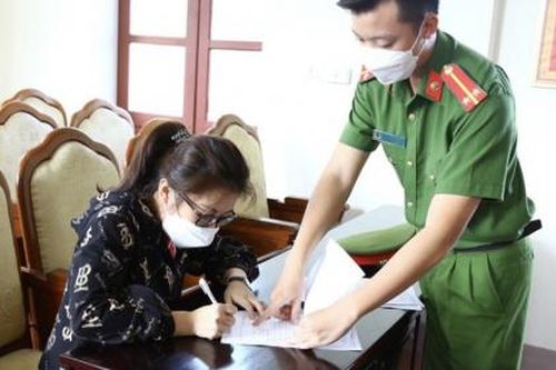 Nữ nhân viên Ngân hàng Bưu điện Liên Việt lừa đảo, chiếm đoạt tài sản
