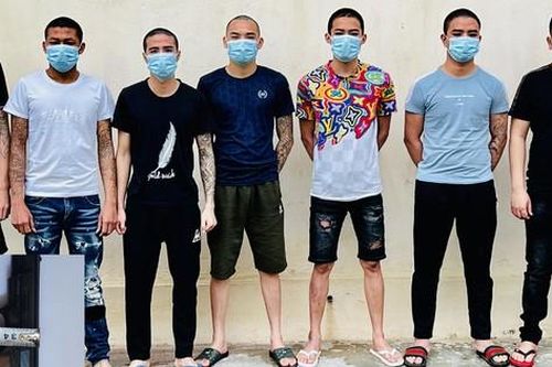 Thanh Hóa: 2 nhóm đối tượng mang súng, kiếm dàn trận 'hỗn chiến' tại quán bi- a