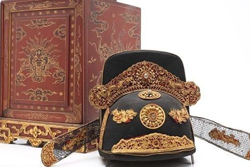 Hồi hương cổ vật