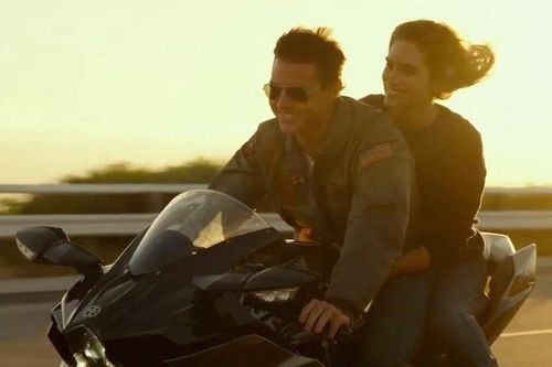 Thương hiệu điện ảnh 36 năm tuổi của Tom Cruise trở lại màn ảnh