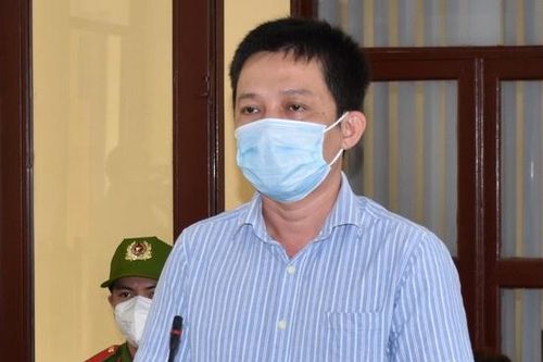 Lĩnh án tù vì vu khống, xúc phạm lãnh đạo tỉnh Cà Mau