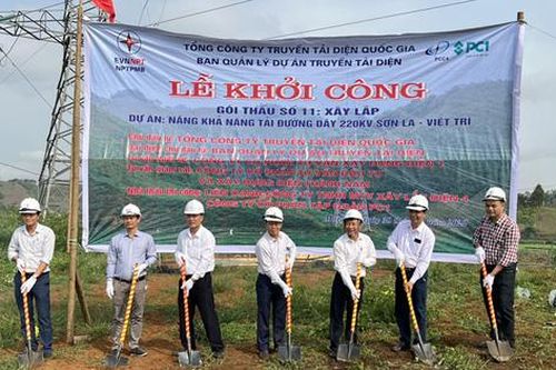 Khởi công dự án nâng tải đường dây 220 kV Sơn La - Việt Trì
