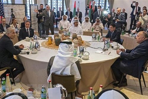 Cuộc gặp lịch sử bàn thảo về hợp tác giữa Israel với các nước Arab