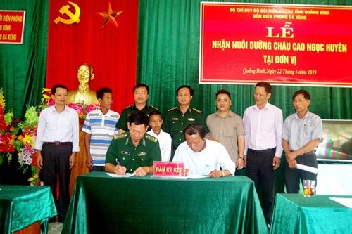 Vì tương lai tươi sáng của các em học sinh nơi biên giới
