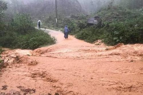 Miền Trung sắp xảy ra lũ trái mùa, nguy cơ cao xảy ra ngập lụt, lũ quét bất ngờ