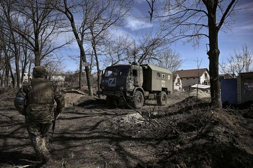Lầu Năm Góc nghi ngờ về việc Nga 'rút quân' khỏi phía Bắc Kiev