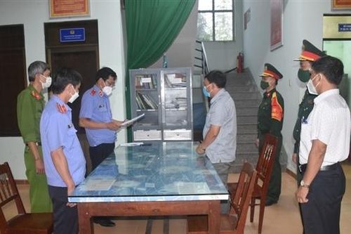 Khởi tố Đội trưởng nhận hối lộ 100 triệu đồng để 'chạy án'