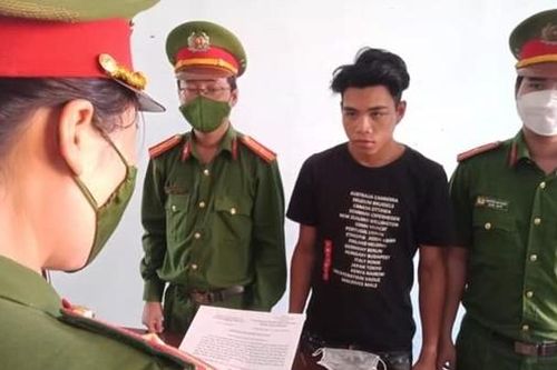 Bị bắt vì nhiều lần 'yêu bạn gái nhí'