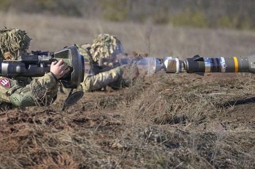 Anh muốn cung cấp khí tài quân sự 'sát thương hơn' cho Ukraine