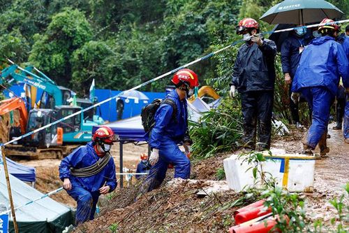 Hơn 49.000 mảnh vỡ được tìm thấy tại hiện trường vụ rơi máy bay ở Trung Quốc