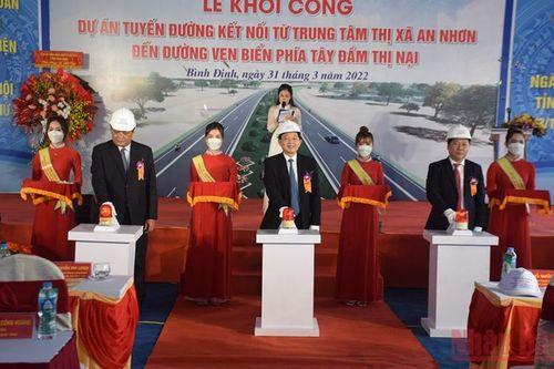 Kỷ niệm 47 năm Ngày giải phóng tỉnh Bình Định
