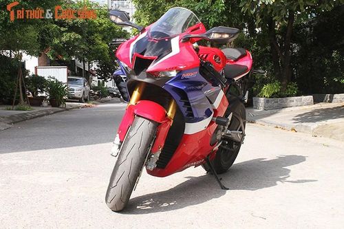 Honda CBR1000RR-R tiền tỷ tại Việt Nam 'dính lỗi' chảy dầu động cơ