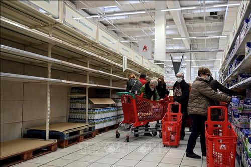 Siêu thị tại Tây Ban Nha giới hạn lượng hàng mỗi khách được mua