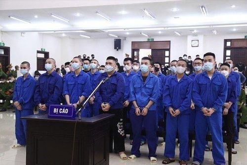 Nhóm thanh, thiếu niên truy sát nhau trên phố nhận án tù
