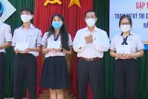 Chân dung cậu học trò 'tỉnh lẻ' vượt khó giành giải Nhất Quốc gia Vật lý