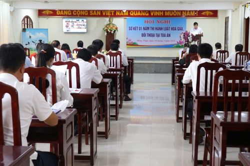 TAND Đồng Tháp tổ chức Hội nghị sơ kết 1 năm thi hành Luật Hòa giải, đối thoại