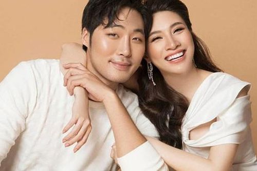 Sao Việt ly hôn chồng ngoại quốc: Người tổn thương, kẻ hối hận muộn màng